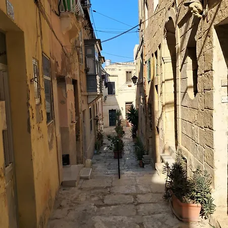 Historical In Bormla *